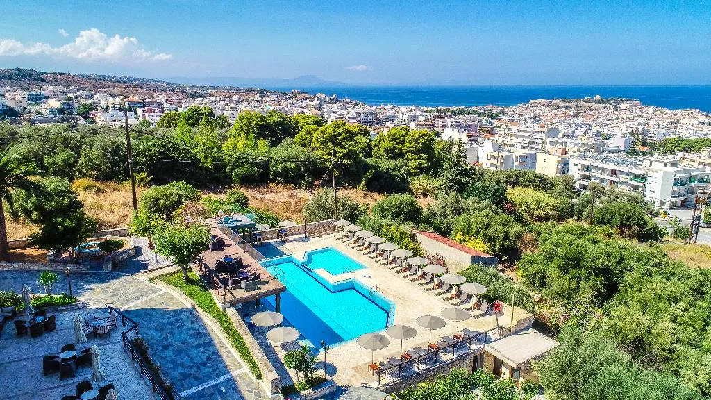 Pool, Forest Park, Crete
