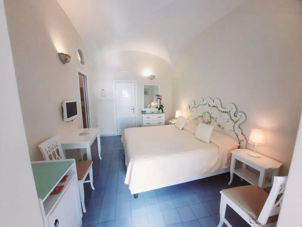 Room, Villa La Tartana, Naples
