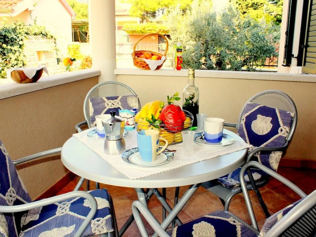 APARTMENT CAPACITY 3 Room, Apartments Salu - adults only, Istria