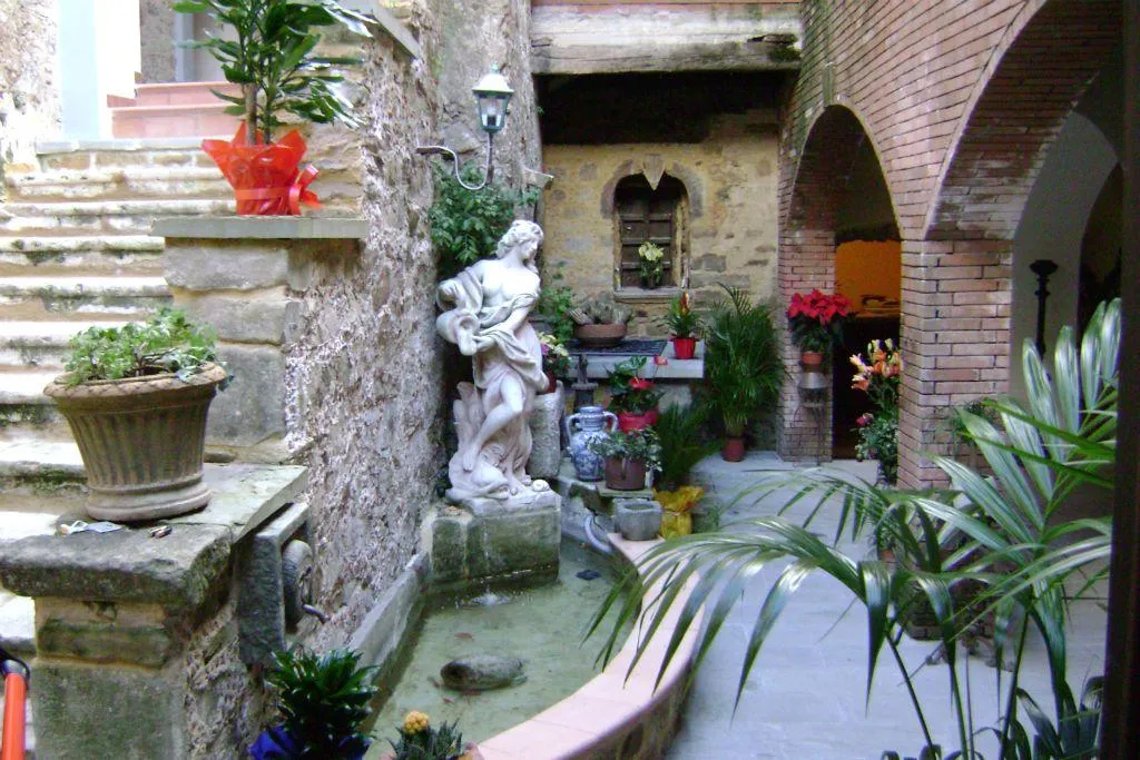 General view, Hotel Sgroi, Naples