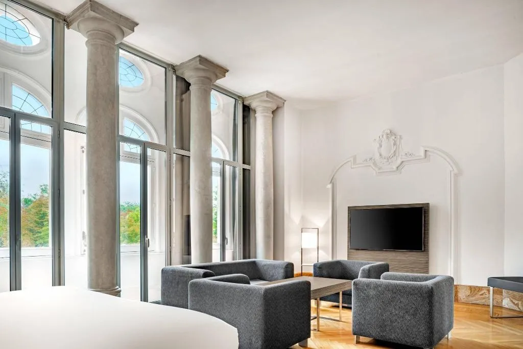 Room, AC Hotel Palacio del Retiro Autograph Collection, Madrid