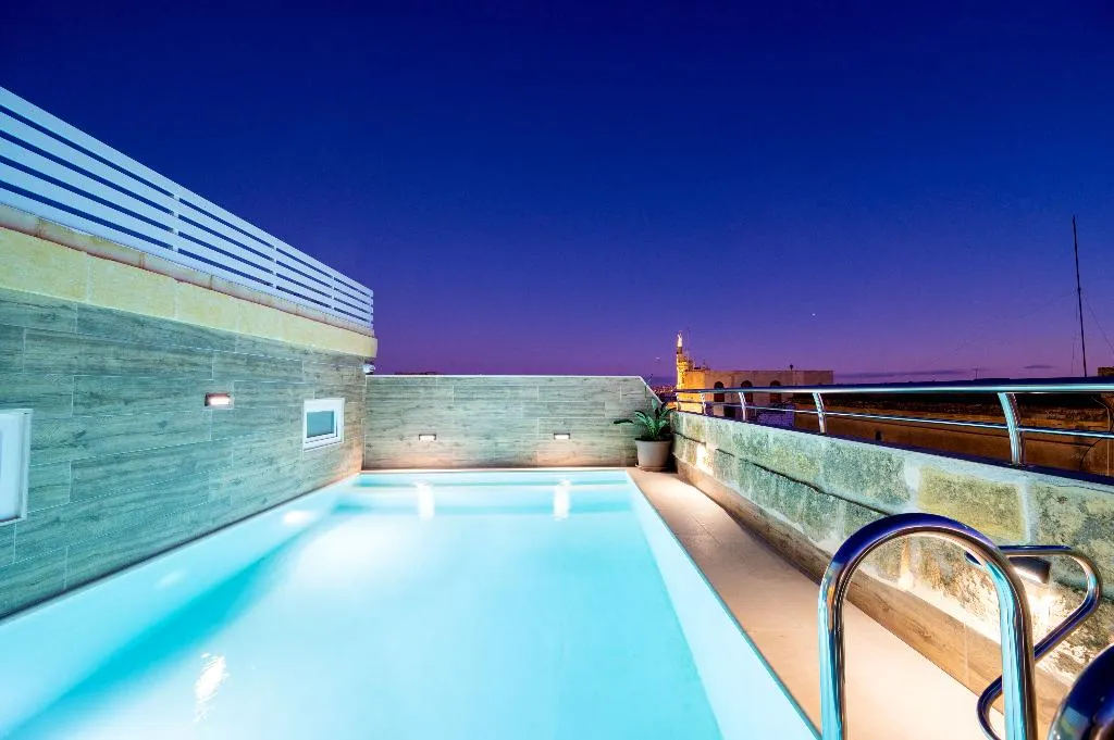 Pool, C4 Retreats Gozo, Gozo