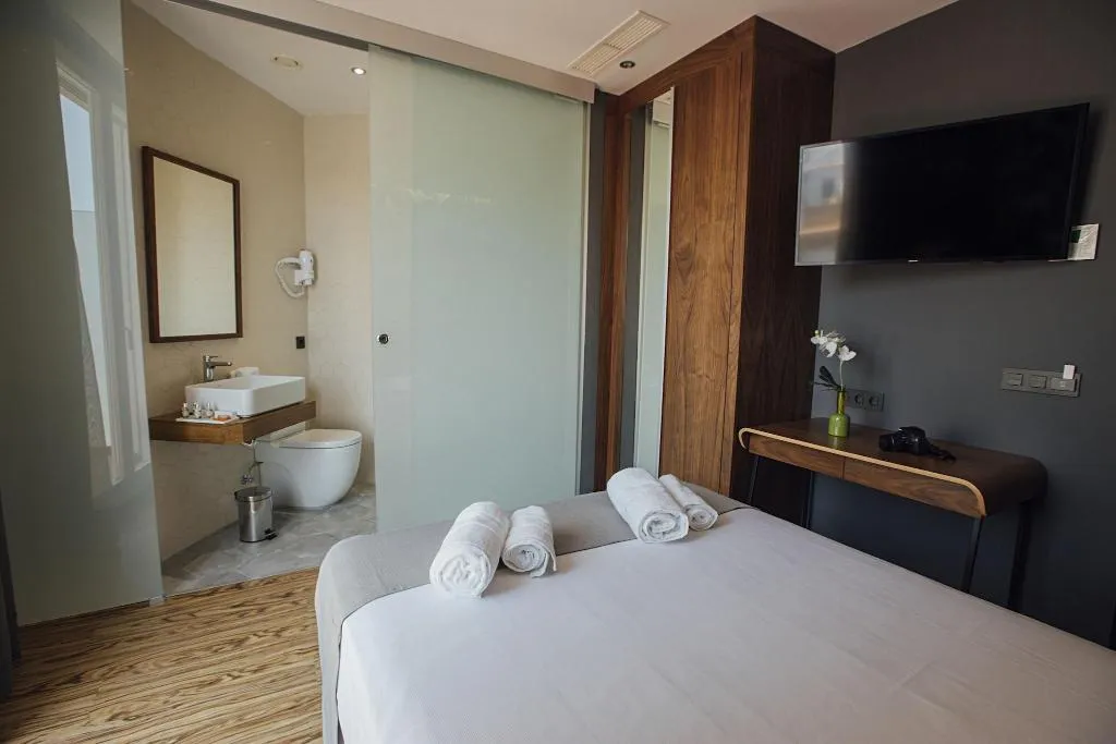 SINGLE WITH BALCONY Room, Málaga Premium Hotel, Costa Del Sol