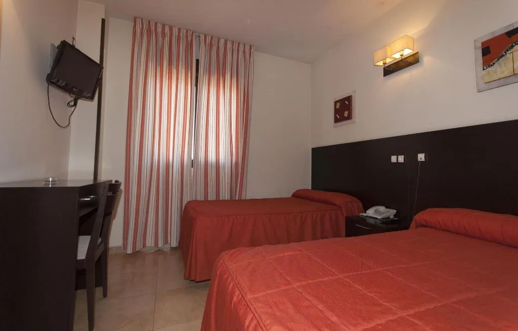 Room, Hostal Goyma Iii, Madrid