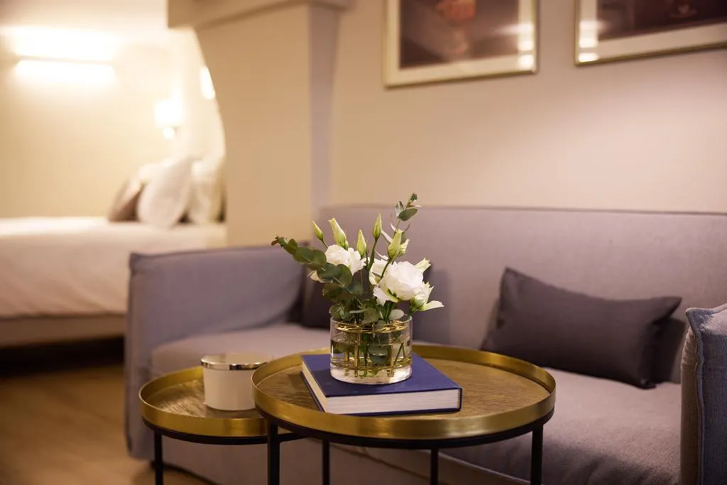 SUITE CAPACITY 4 Room, Vrachos Athens Suites, Athens