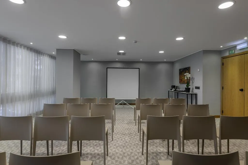 Conferences, Dom Carlos Park, Lisbon
