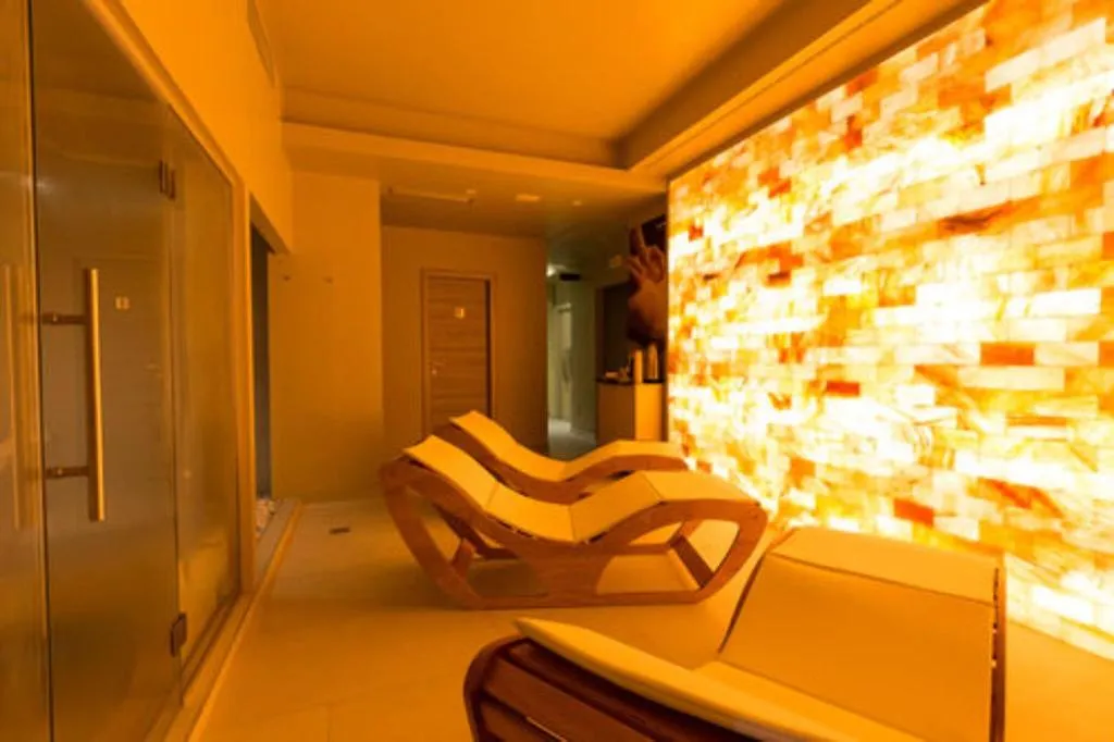 Sports and Entertainment, B&B HOTEL Padova Methis, Venice