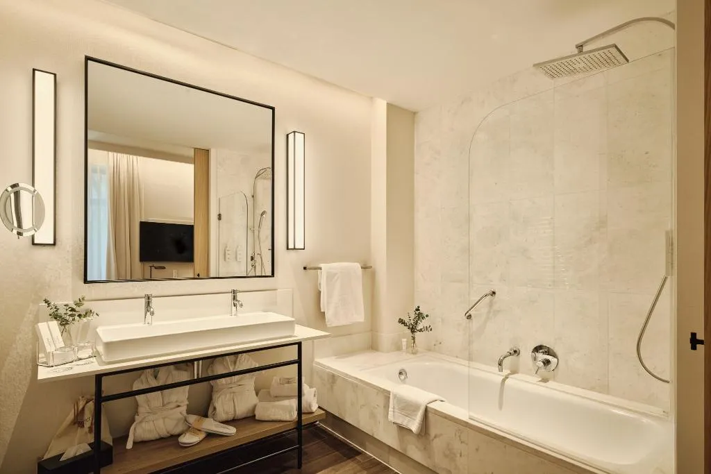 DOUBLE SUPERIOR Room, Hospes Palau de la Mar Valencia, Valencia