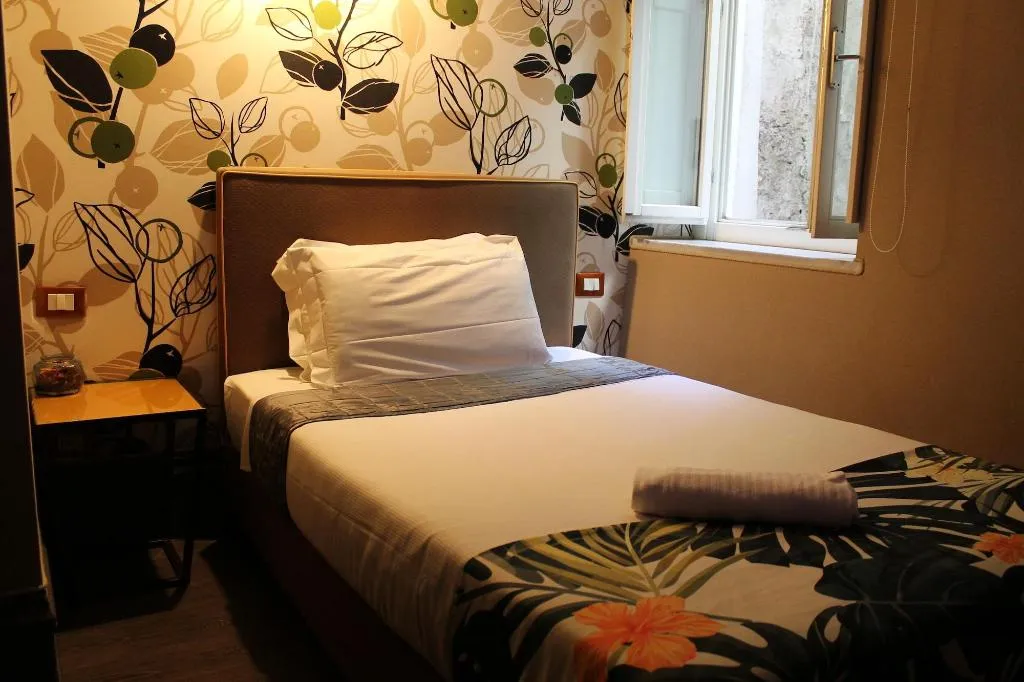 Room, Relais Palazzo Taverna, Rome