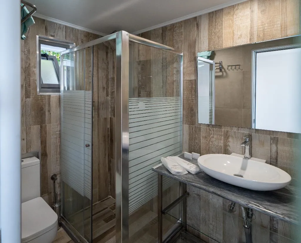 TRIPLE TWO BEDS Room, La Luna, Skiathos