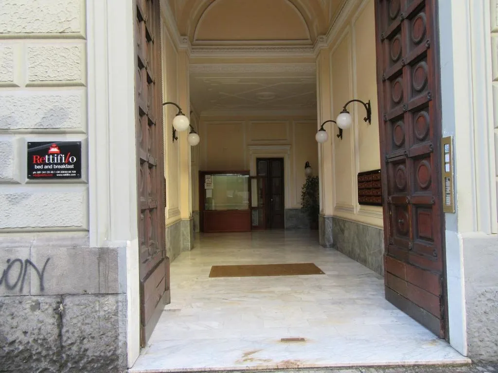 General view, B&B Rettifilo, Naples