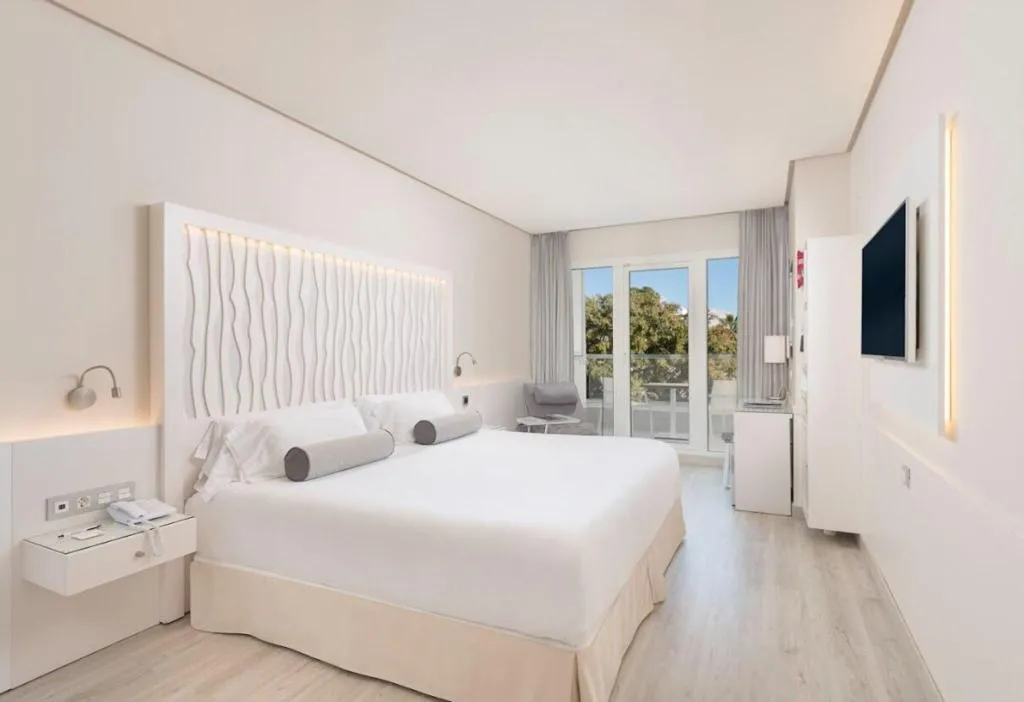 DOUBLE PARTIAL SEA VIEW Room, Amàre Beach Hotel Marbella, Costa Del Sol