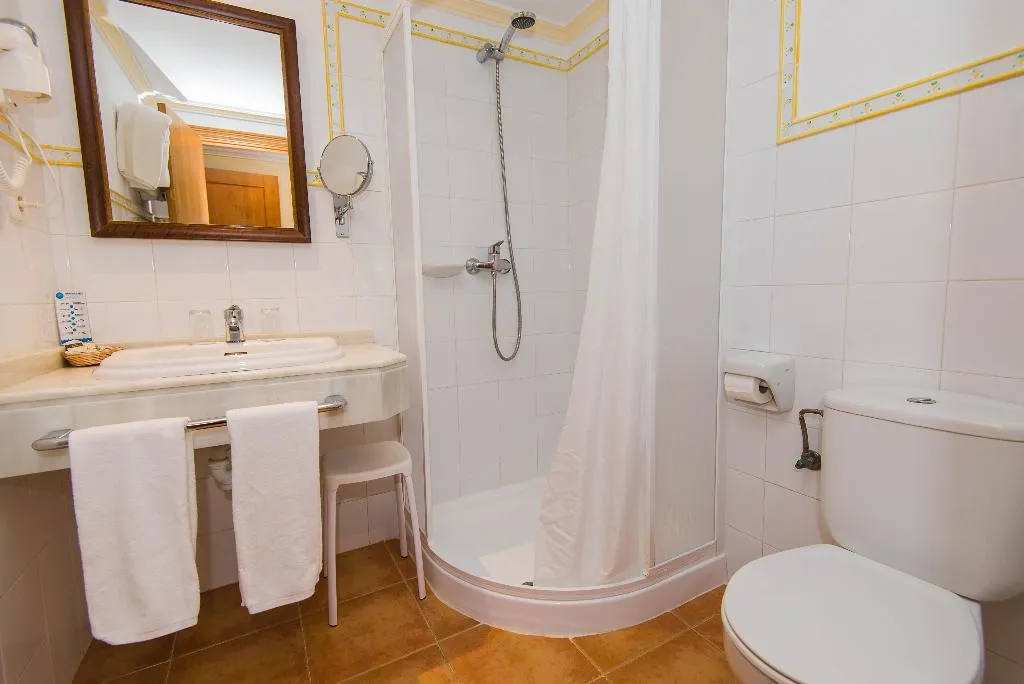 Double or Twin STANDARD Room, Hotel Bell Port, Majorca