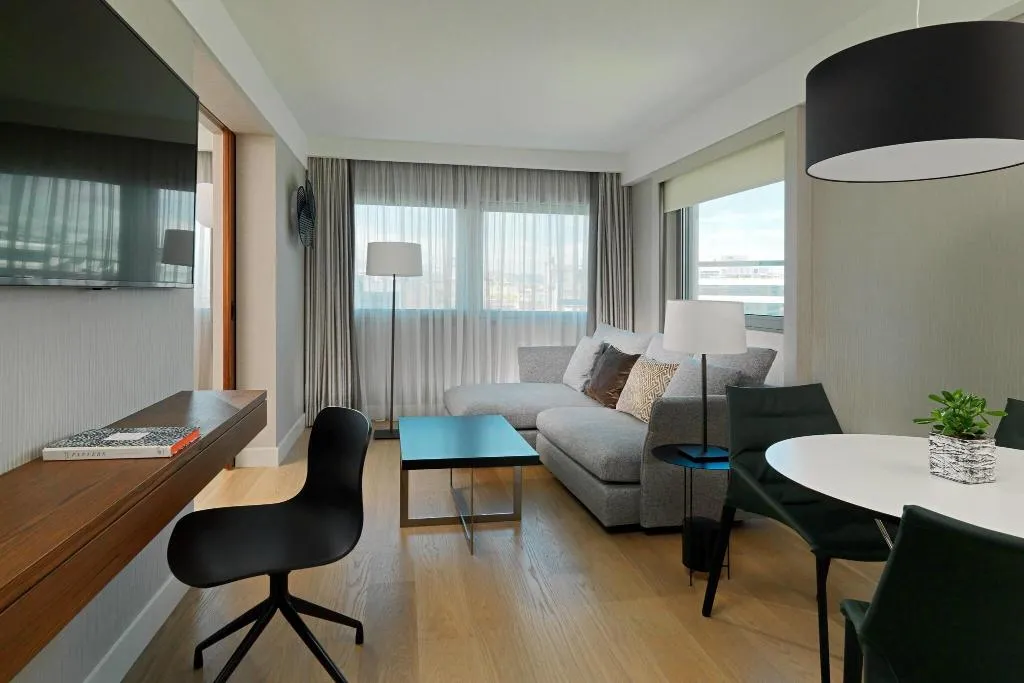 Room, Athens Marriott Hotel, Athens