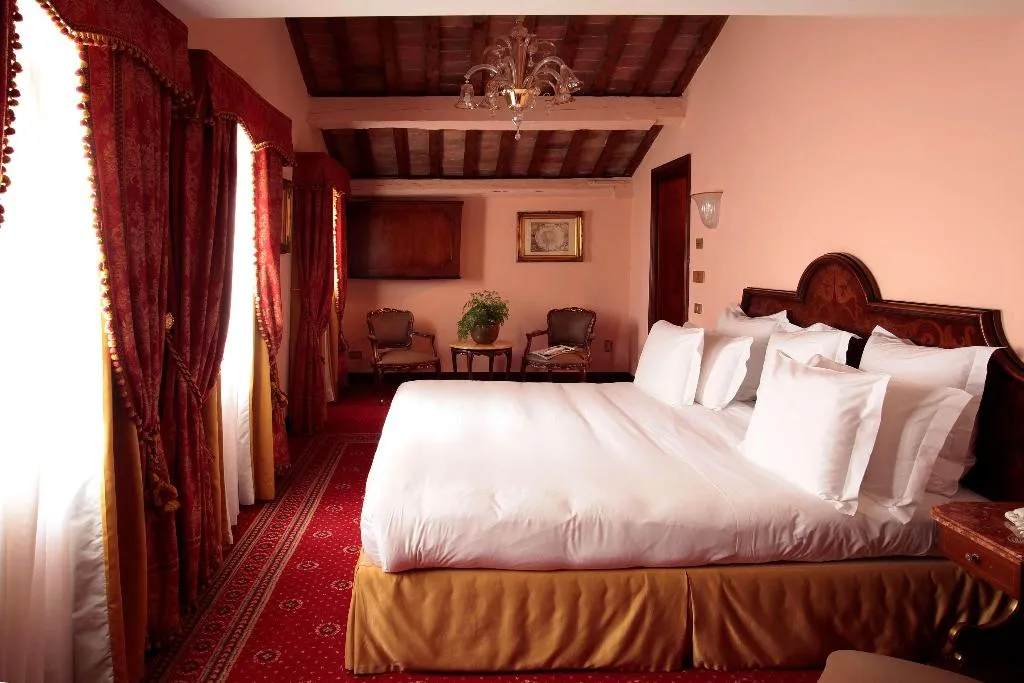 Room, NH Collection Venezia Grand Hotel Palazzo dei Dogi, Venice