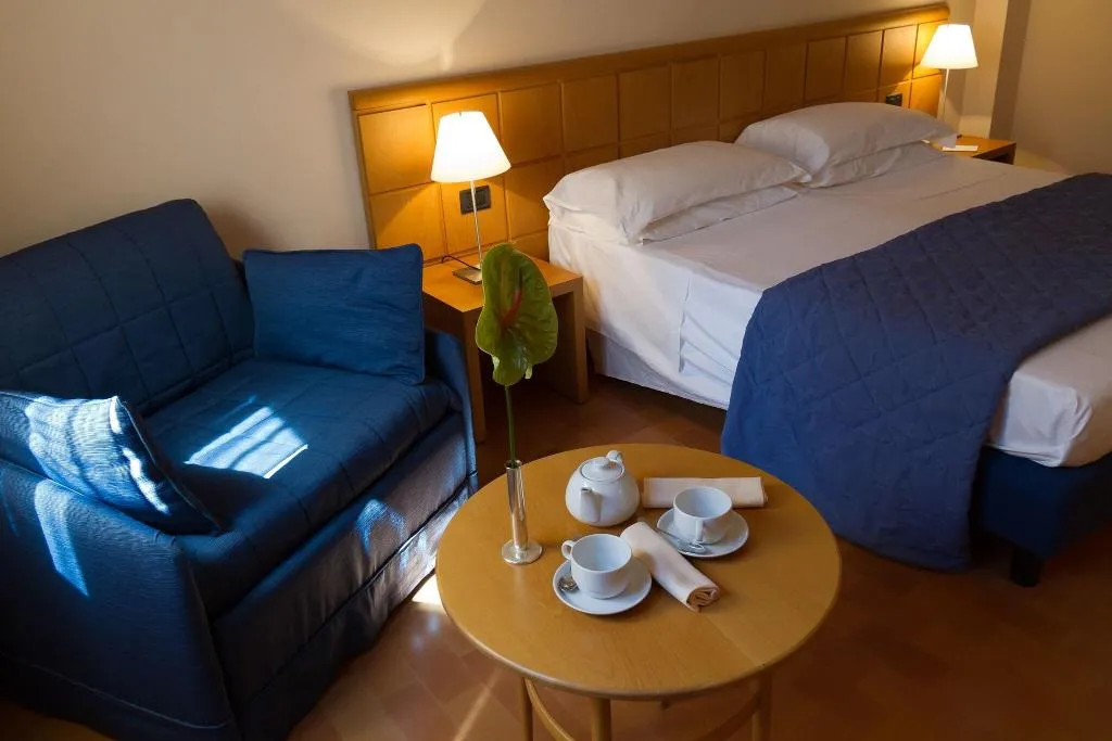 Room, Hotel Dei Duchi, Perugia