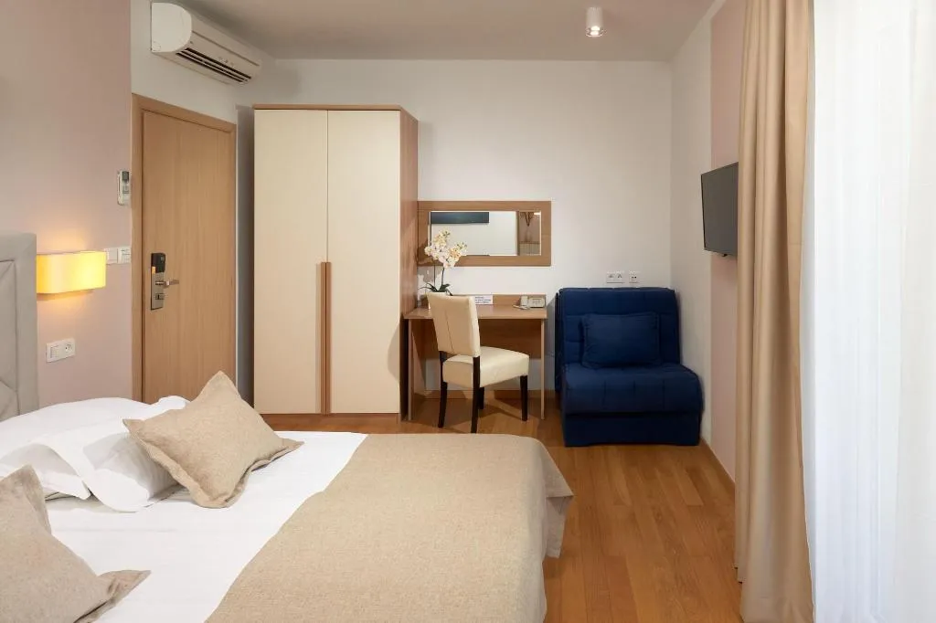 Room, Fortuna, Split