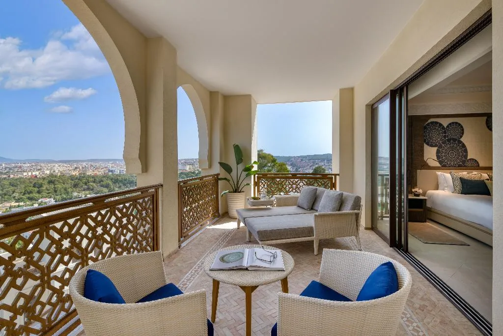 JUNIOR SUITE WITH VIEWS Room, Fairmont Tazi Palace Tangier, Tangier