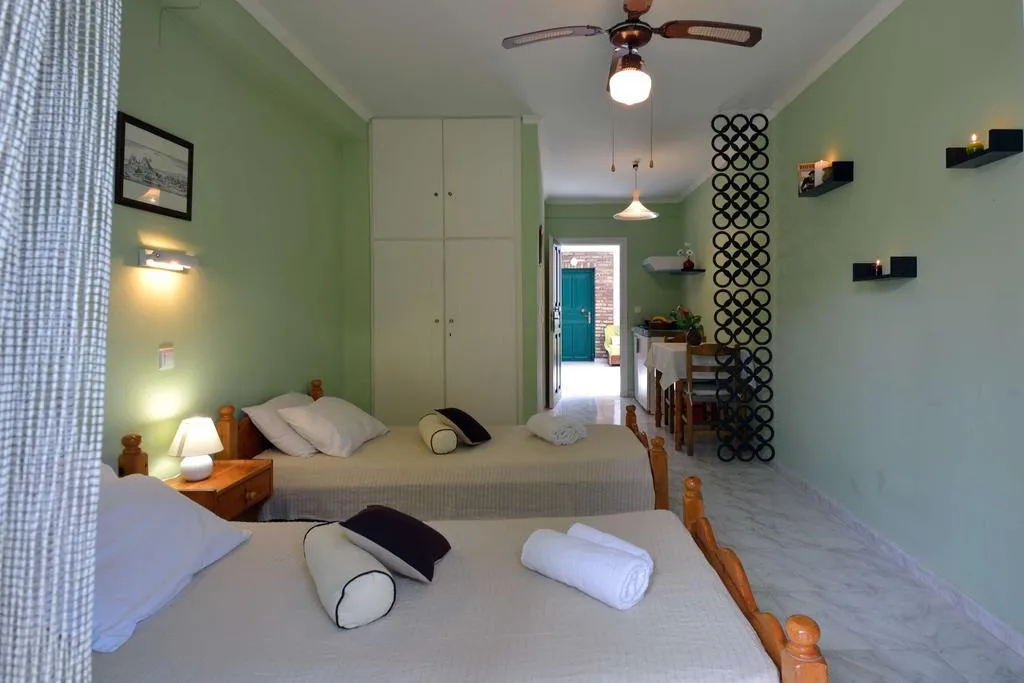 STUDIO STANDARD Room, Damaskis Studios, Corfu