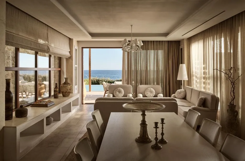 VILLA THREE BEDROOMS WITH PRIVATE POOL Room, Lesante Cape, Zante