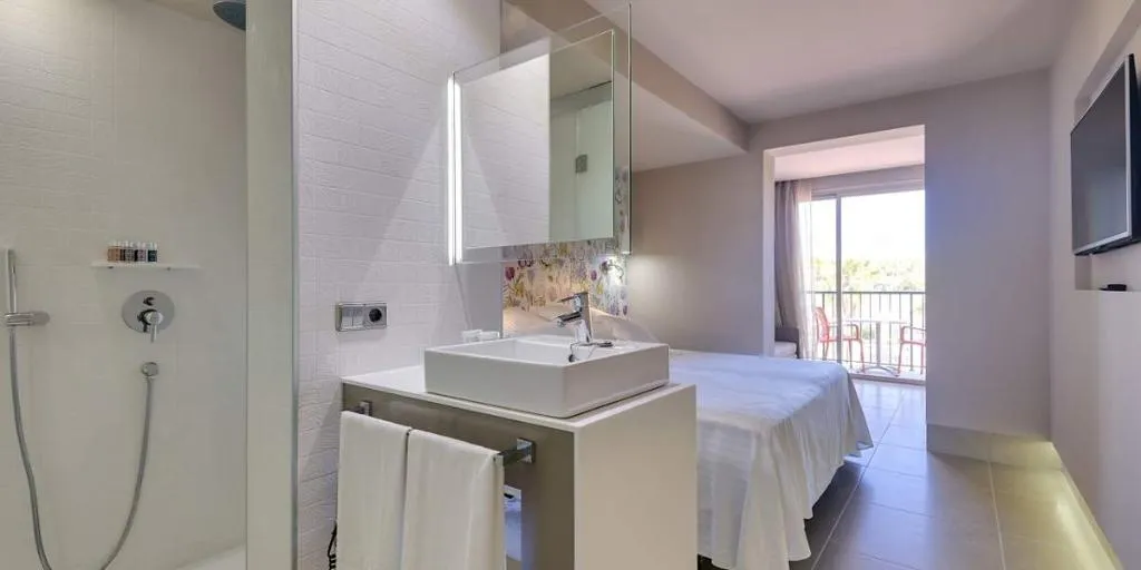 FAMILY ROOM SUPERIOR POOL VIEW Room, Occidental Ibiza - All Inclusive, Ibiza