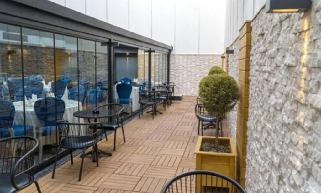 Terrace, Greymark Hotel, Izmir