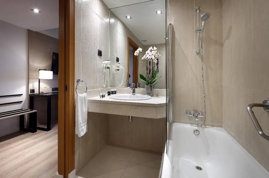 DOUBLE SINGLE USE DELUXE Room, Exe Rey Don Jaime, Valencia