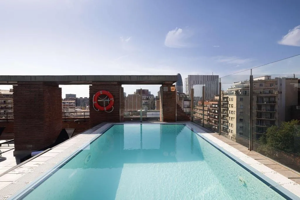 Pool, Catalonia Albeniz, Barcelona
