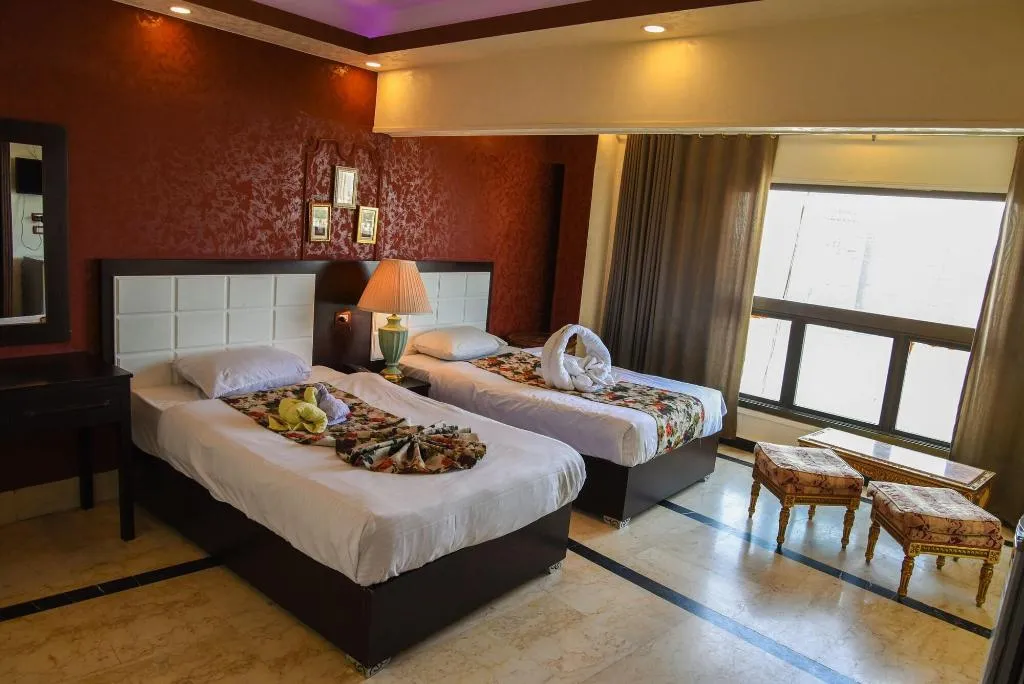 Room, Nile Sky Hotel and Suites, Cairo