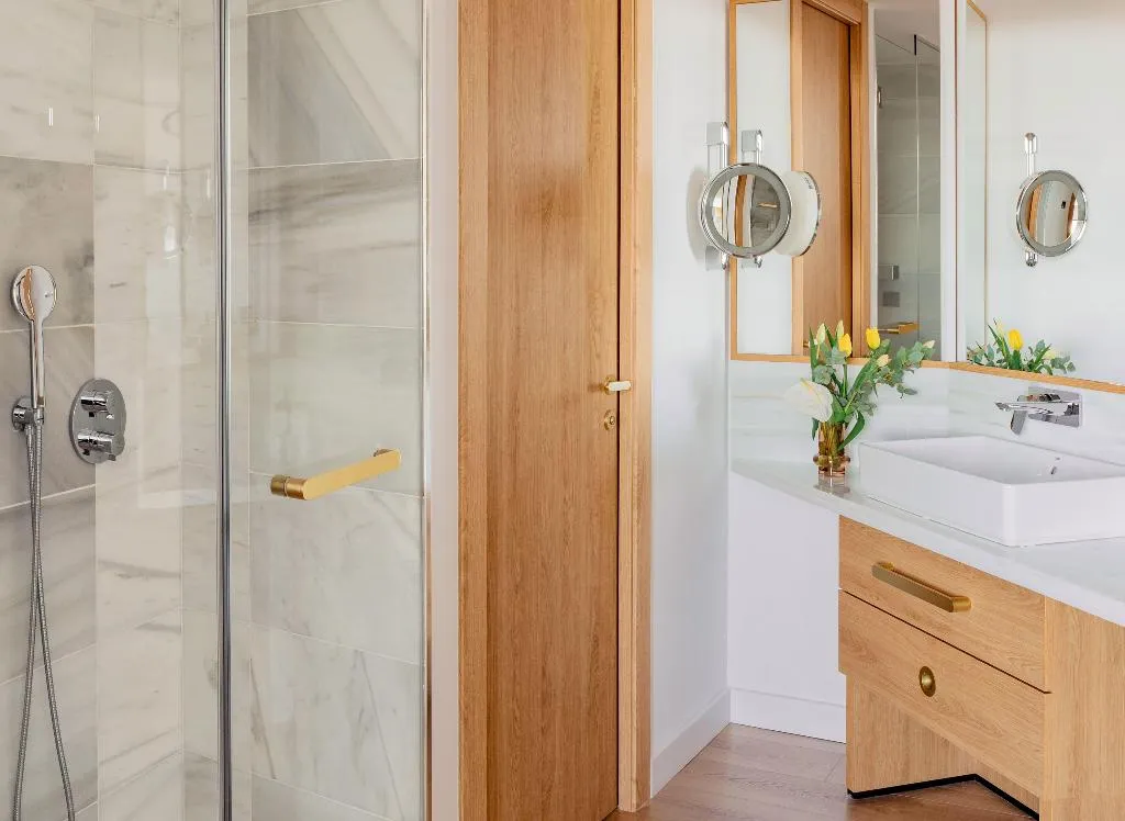 SUITE THREE BEDROOMS Room, Torre Melina Gran Melia, Barcelona