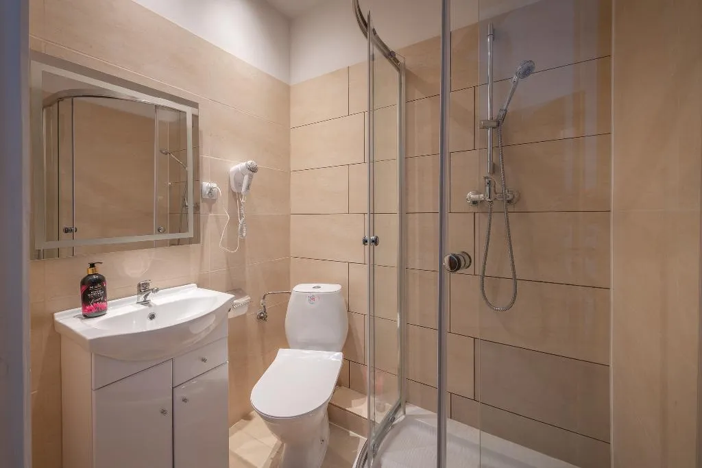 DOUBLE STANDARD Room, Queen Apartments, Krakow