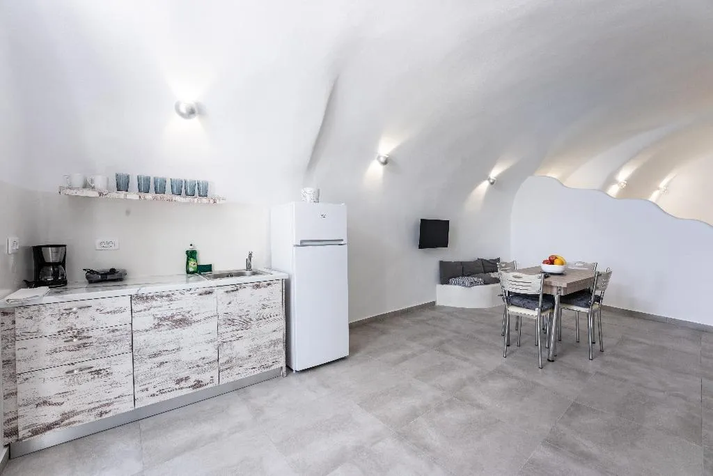 DOUBLE SUPERIOR Room, Nomikos Mansion, Santorini