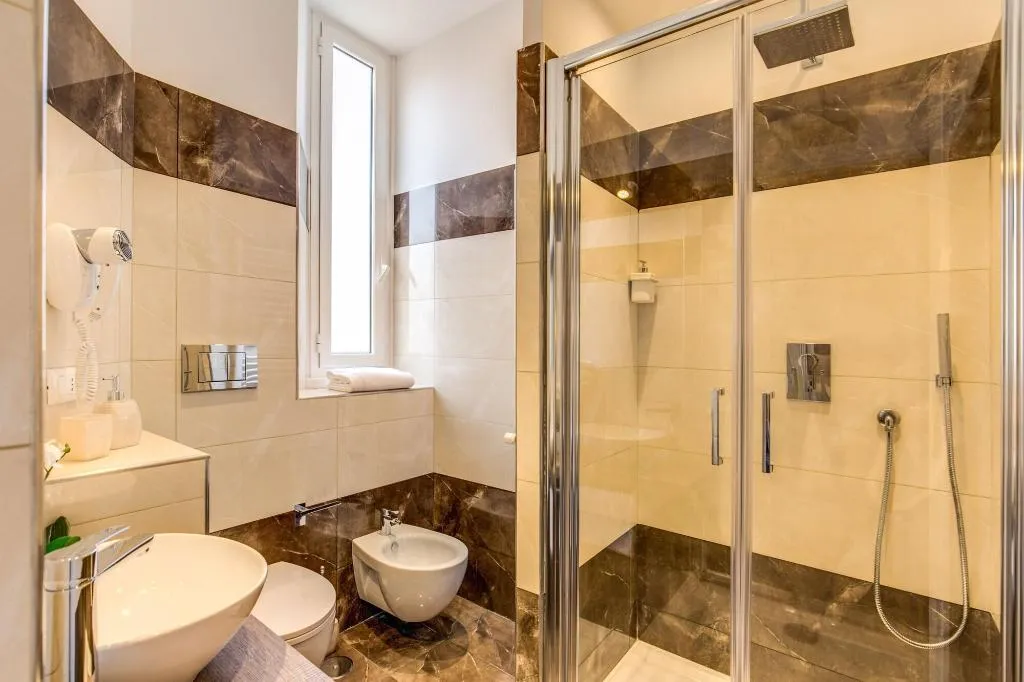 Room, The Bridge Suites, Rome
