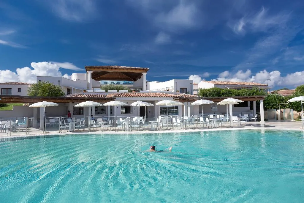 Pool, Grande Baia Resort & Spa, Olbia