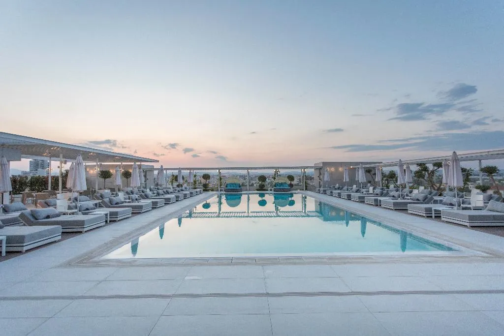Pool, Radisson Blu Hotel Larnaca, Cyprus