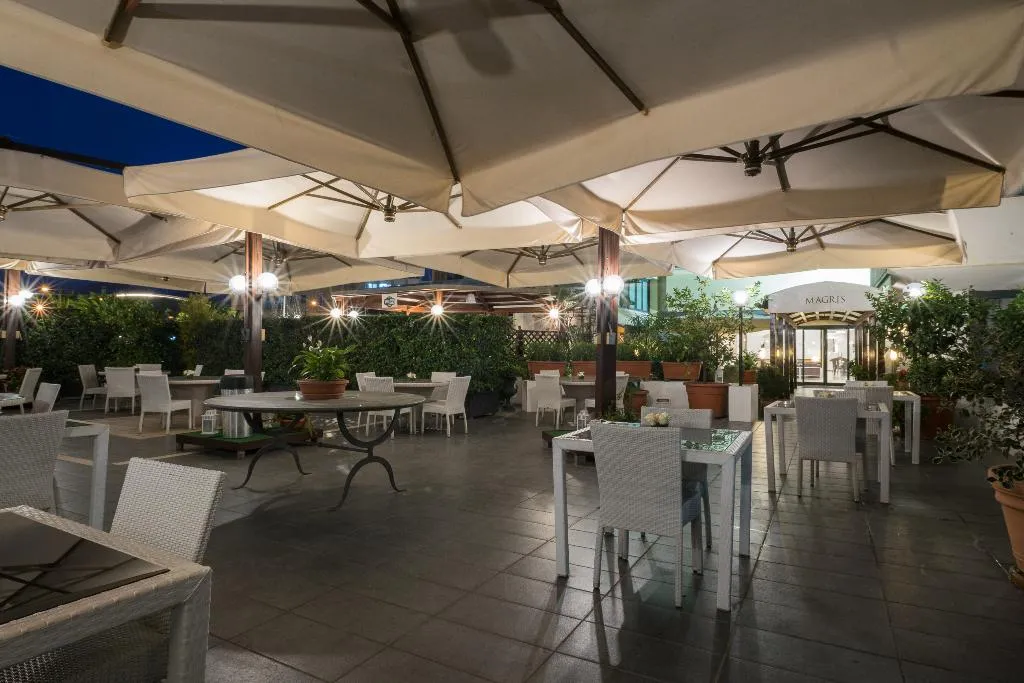 General view, Magris Hotel, Naples