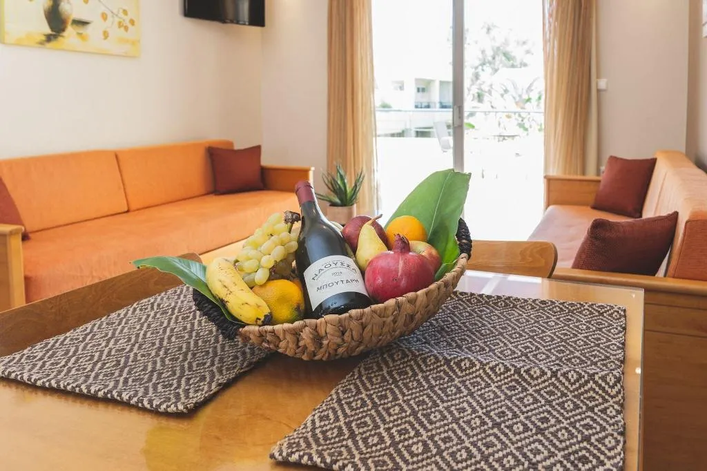 Room, Helios, Crete