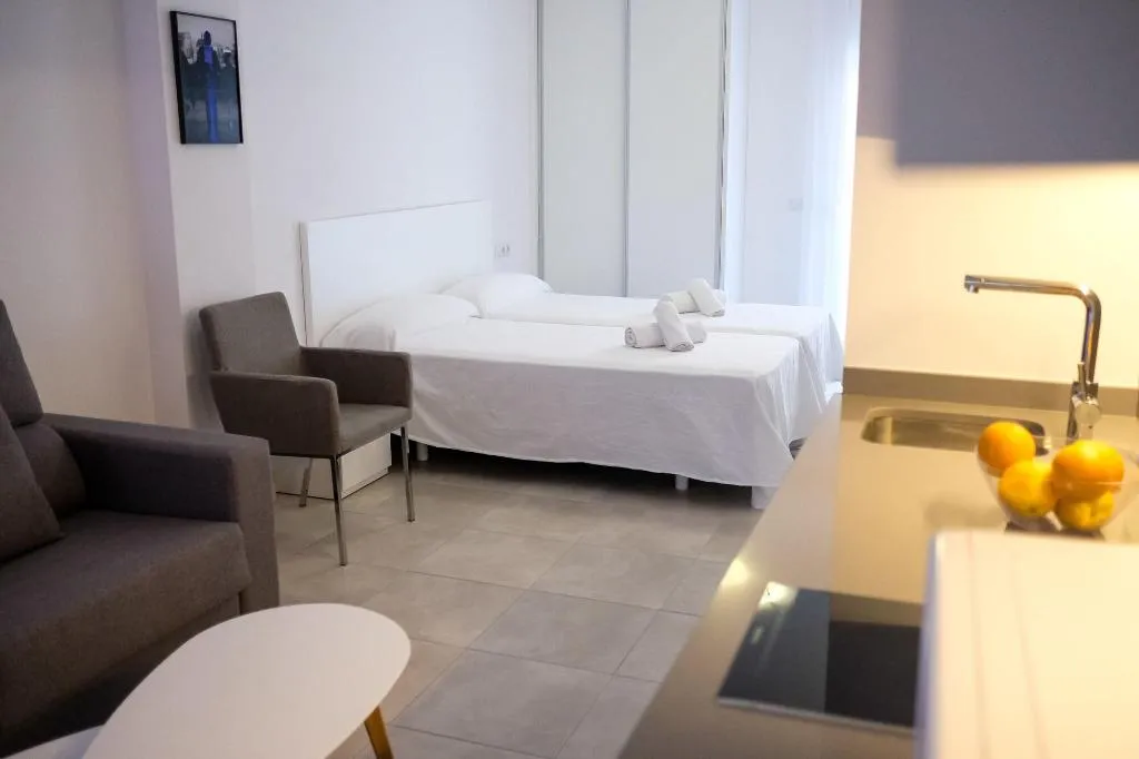 Room, S'Alamera Suites Hotel & Apartments, Ibiza