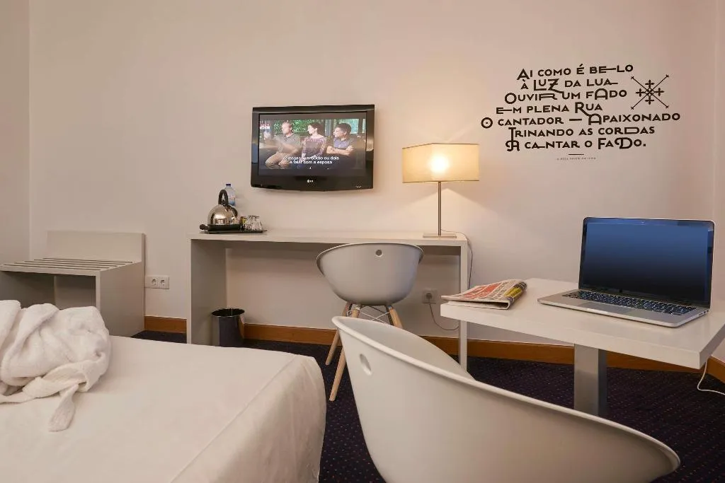 DOUBLE STANDARD Room, Aeminium Coimbra, Affiliated by Meliá, Porto