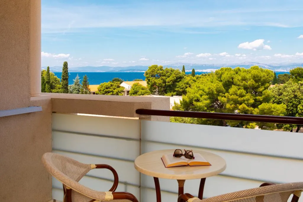Double or Twin SUPERIOR SEA VIEW Room, Aminess Vival Velaris Resort, Split