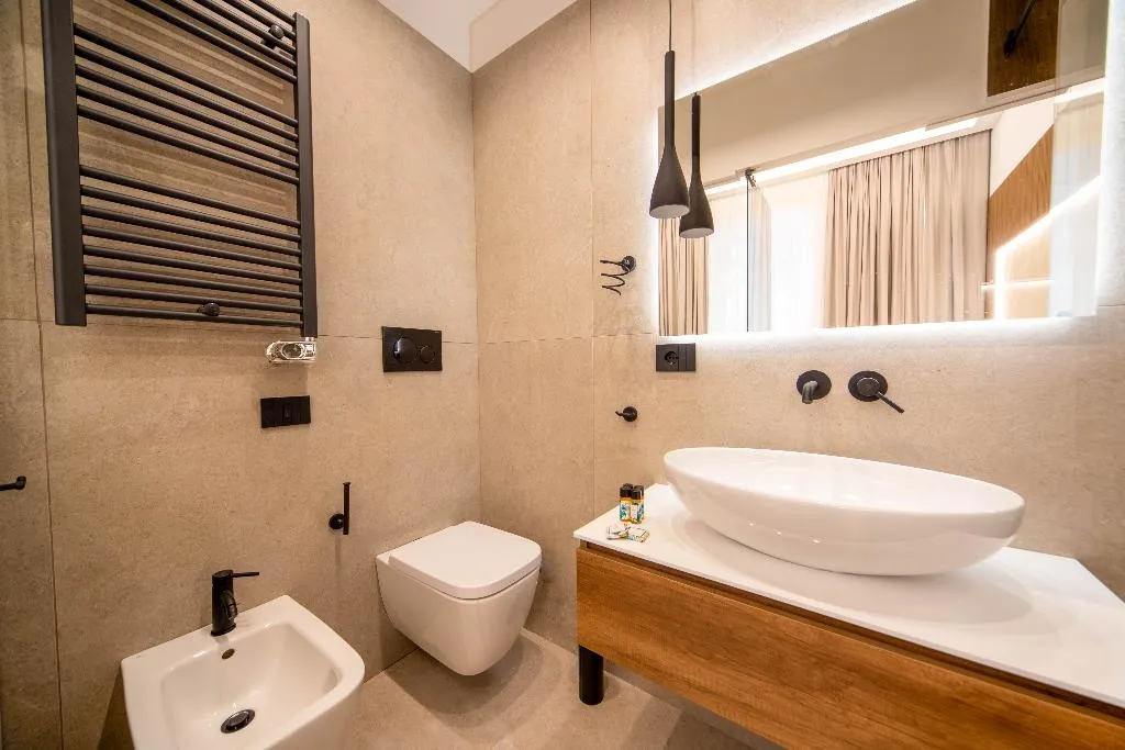 Room, Mamalu Studios And Suites, Naples