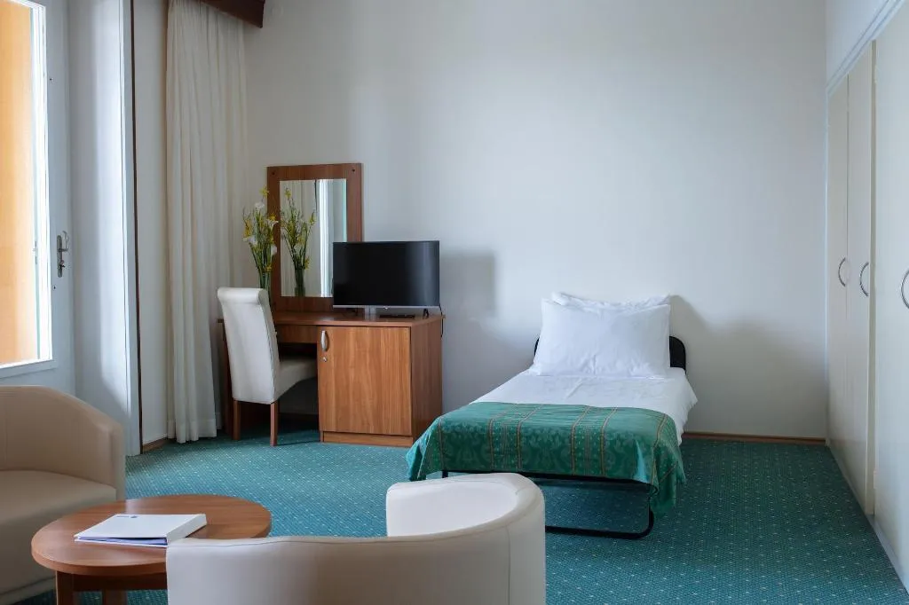 Room, Brijuni Hotel Neptun, Istria