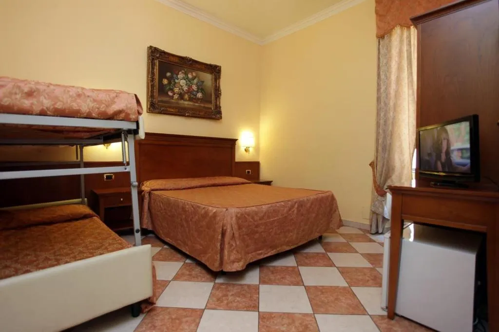 Room, Elegance, Naples
