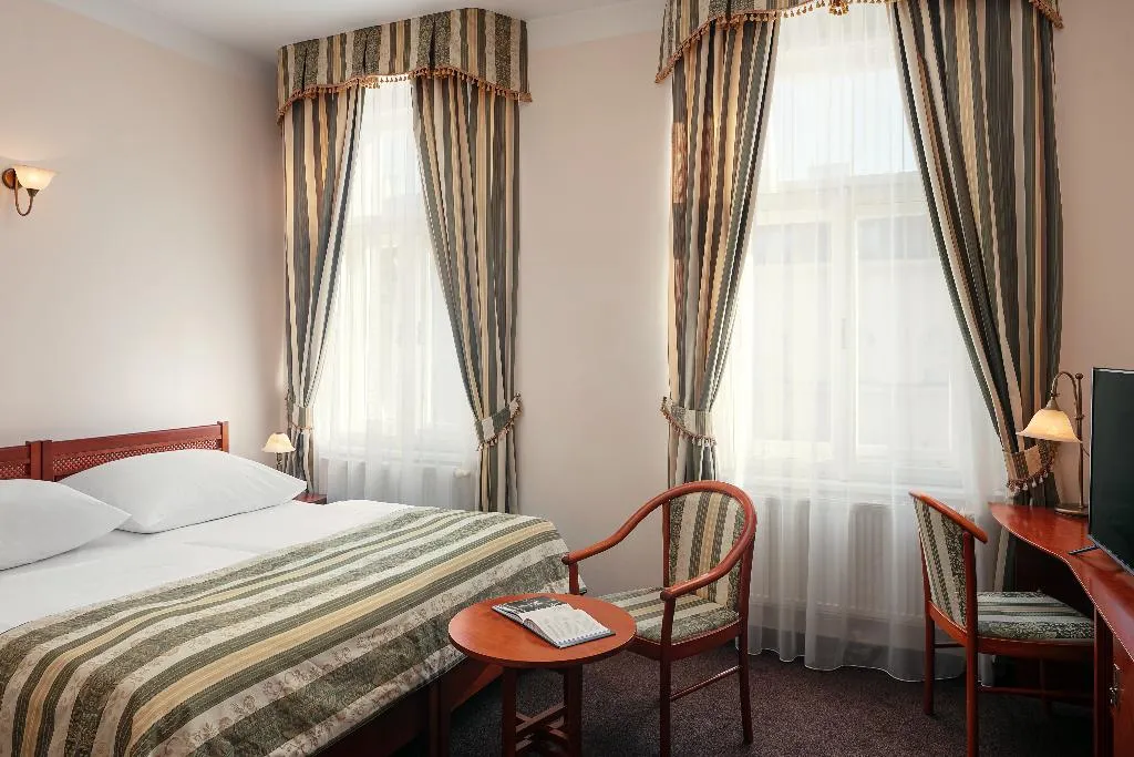 JUNIOR SUITE STANDARD Room, Amigo City Centre, Prague