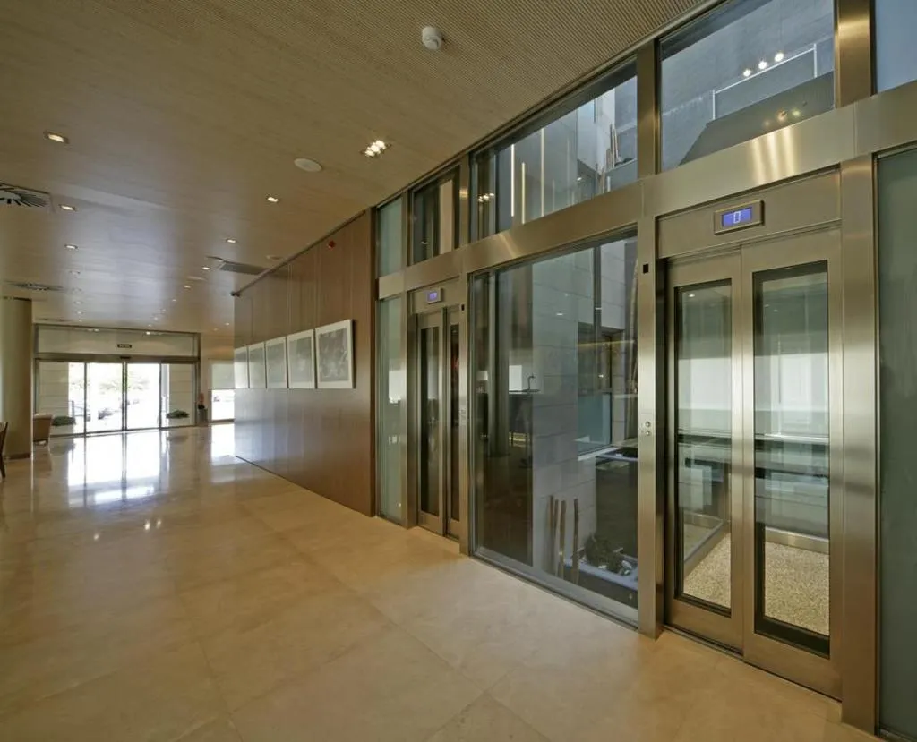 Lobby, Neptuno, Valencia