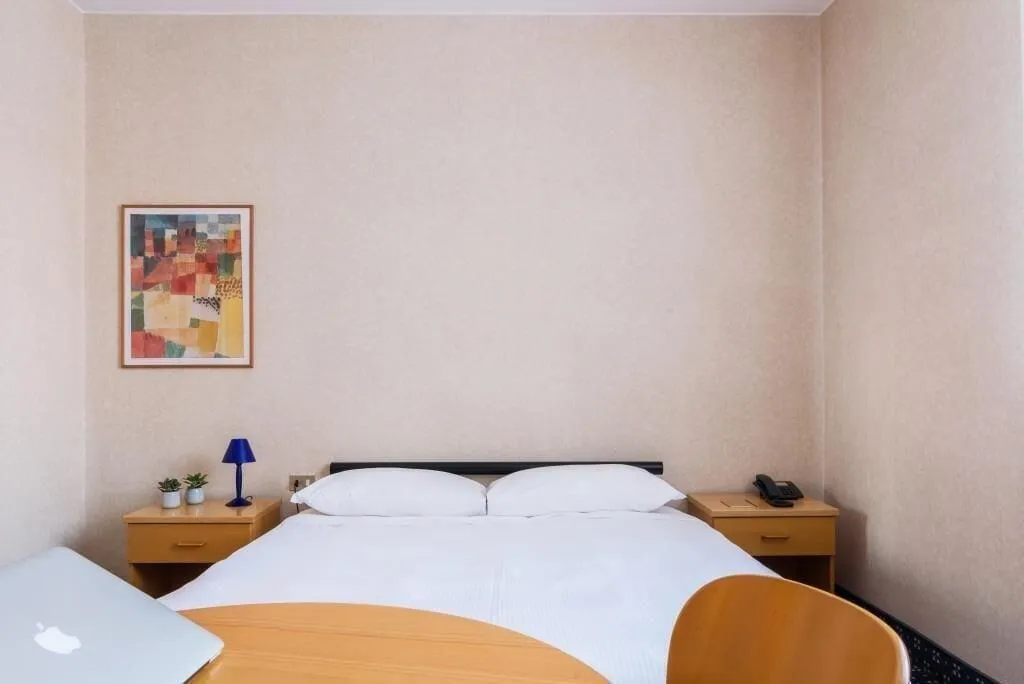 Room, Residence Cimarosa, Milan