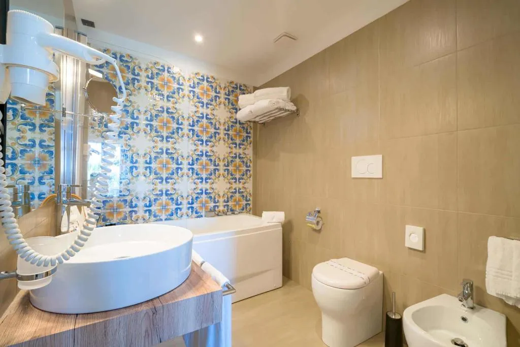SUITE SEA VIEW WITH TERRACE Room, Hotel Rivage Taormina, Taormina
