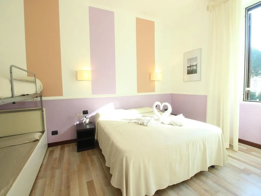 Room, Few Steps From Colosseum, Naples