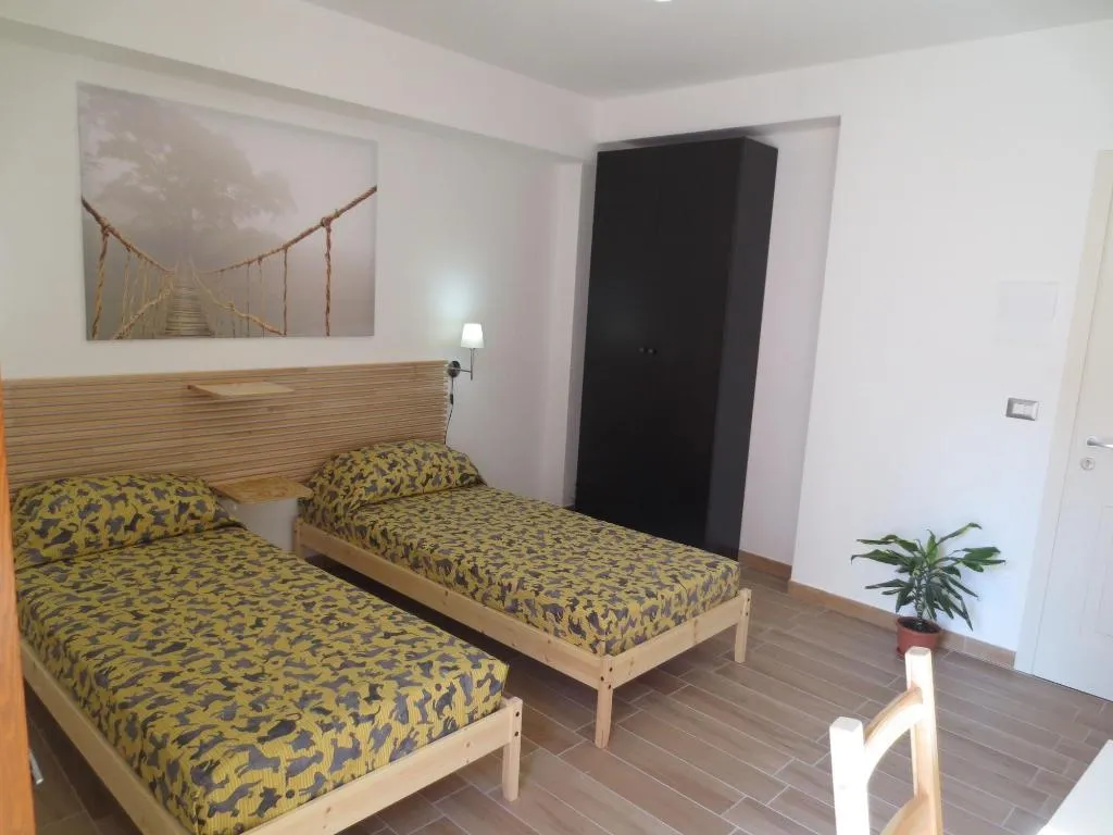 Room, B&B Vergilia, Catania