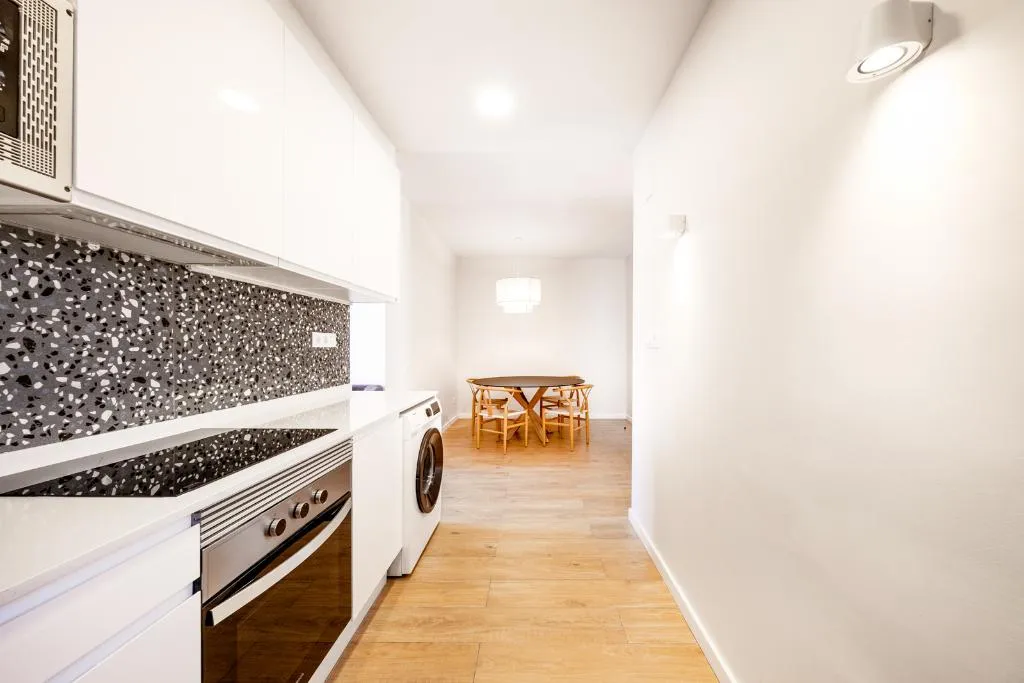 APARTMENT CAPACITY 5 Room, Ainb Barcelona Sants Apartments, Barcelona